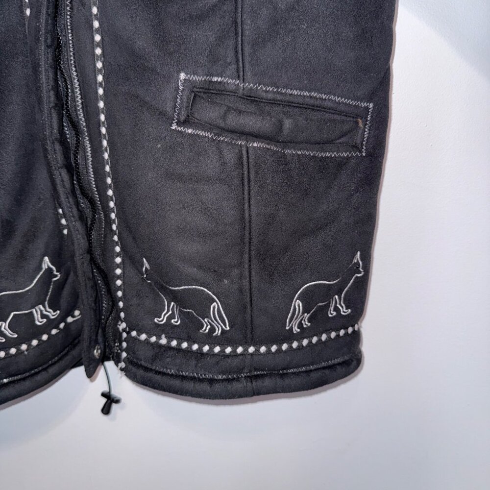 Ameri Mode Black Suede Jacket Embroidered Wolf/Fo… - image 2